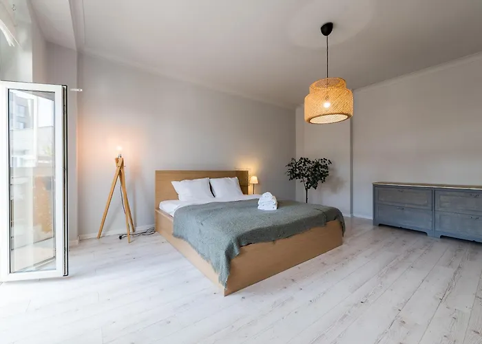 Appartement Glogowska Spacious By Bookinghost *
