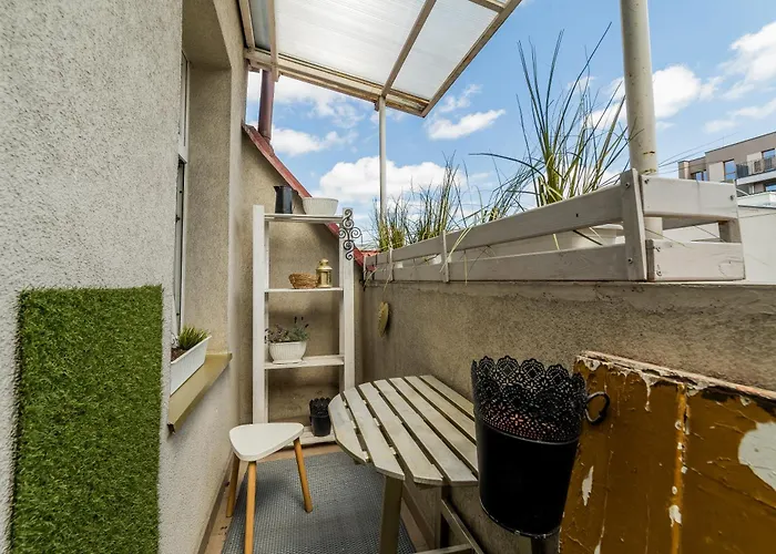 Glogowska Spacious By Bookinghost