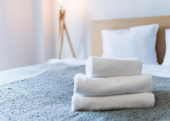 Glogowska Spacious By Bookinghost Appartement