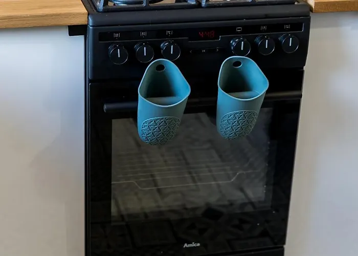 Appartement Glogowska Spacious By Bookinghost