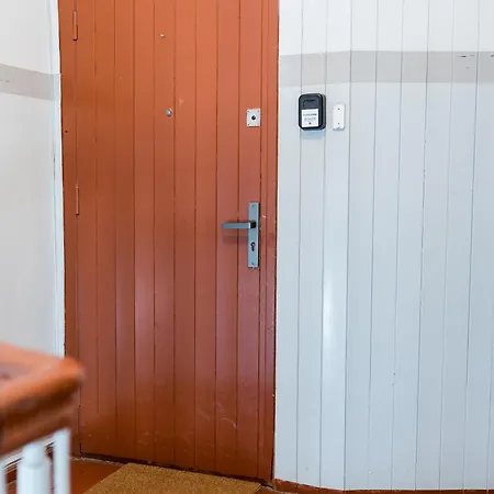 Apartamento Glogowska Spacious By Bookinghost *