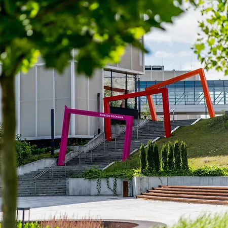 Glogowska Spacious By Bookinghost * Poznan