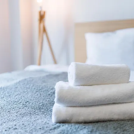 Glogowska Spacious By Bookinghost Apartment