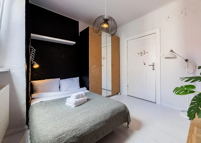 Glogowska Spacious By Bookinghost Apartment Poznan