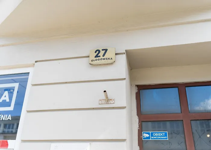 Apartment Glogowska Spacious By Bookinghost *